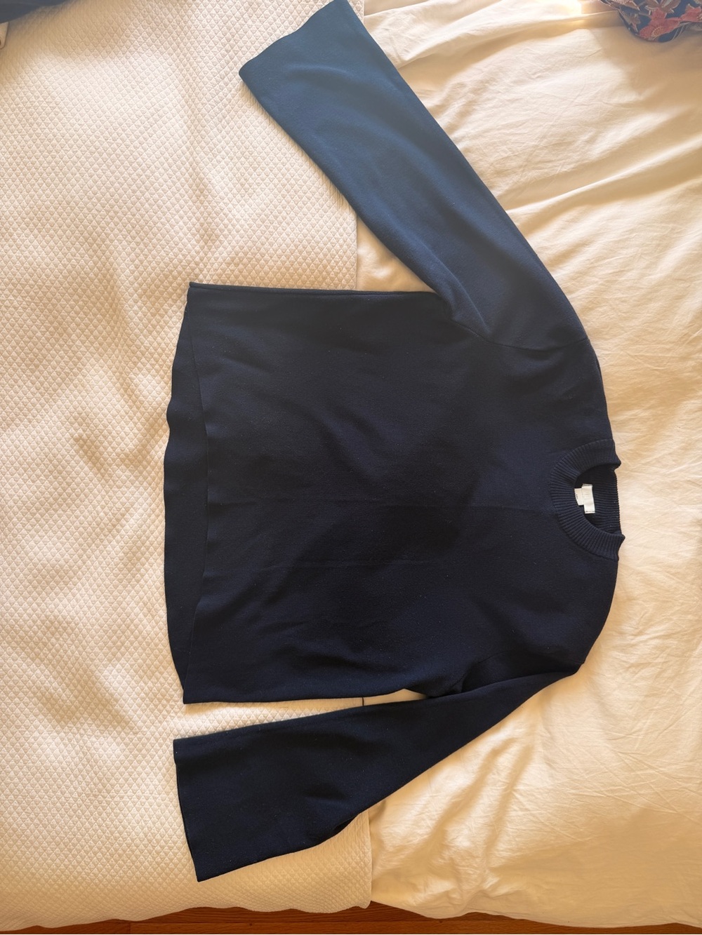 H&M Women's Navy Scoop Crewneck Sweater